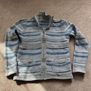 L.L. Bean Men's Zip-Up Sweater in Gray and Blue